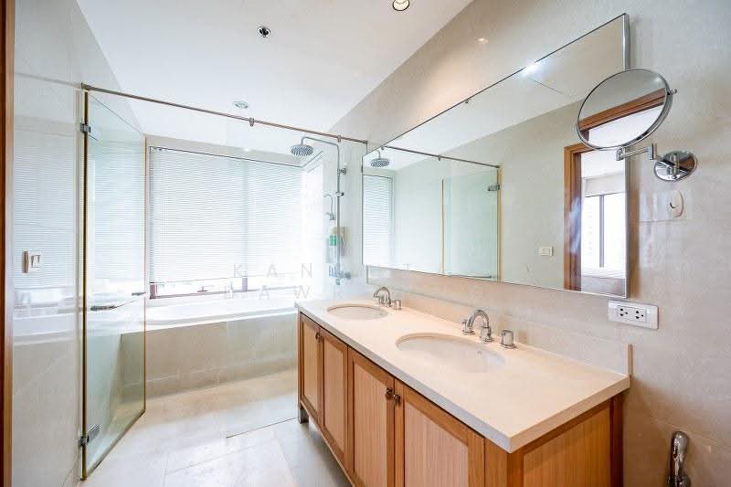 The Emporio Place, Bangkok, 93 Soi Sukhumvit 24, Sukhumvit Road, Khong Tan, Khlong Toei, Bangkok, 2 Bedrooms, 101 sqm, Condo For Sale, by Kanrutai Dawruang, 500647224 - DDproperty.com