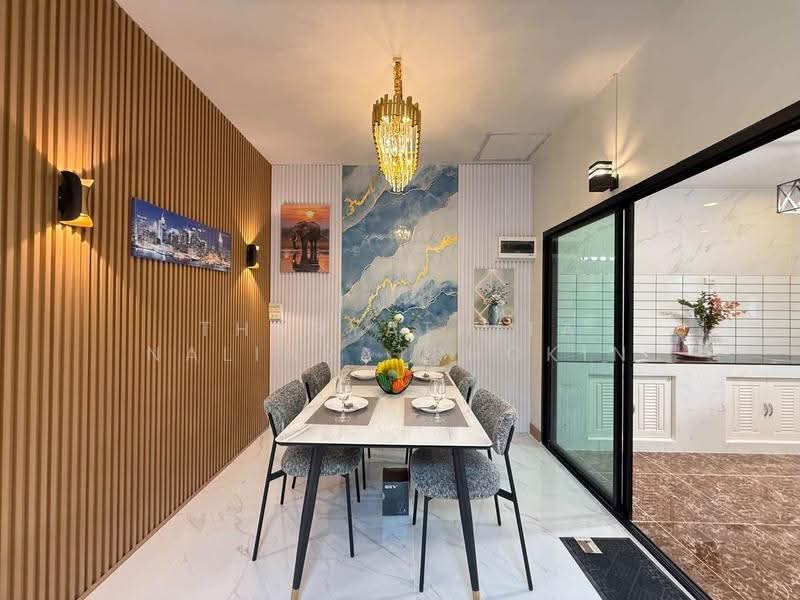 Wararom Phetkasem 81 (Bangbon 5), Bangkok, Bang Bon 5 Road, Bang Bon, Bangkok, 5 Bedrooms, 145 sqm, Single Detached House For Sale, by Thanyathita Nalinratphokin, 500647245 - DDproperty.com