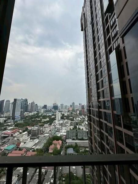 Oka Haus Sukhumvit 36, Bangkok, 3399 Rama 4 Road, Khong Tan, Khlong Toei, Bangkok, 1 Bedroom, 35 sqm, Condo For Rent, by Dechatorn Chichaiyang, 500647278 - DDproperty.com