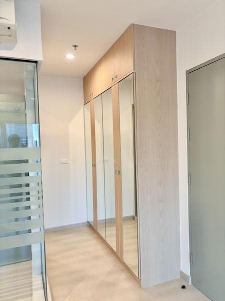 Life Ratchadapisek, Bangkok, 279 Ratchadapisaek Road, Huai Khwang, Bangkok, 2 Bedrooms, 65 sqm, Condo For Sale, by Kornkanock Kanockpradit, 500647312 - DDproperty.com