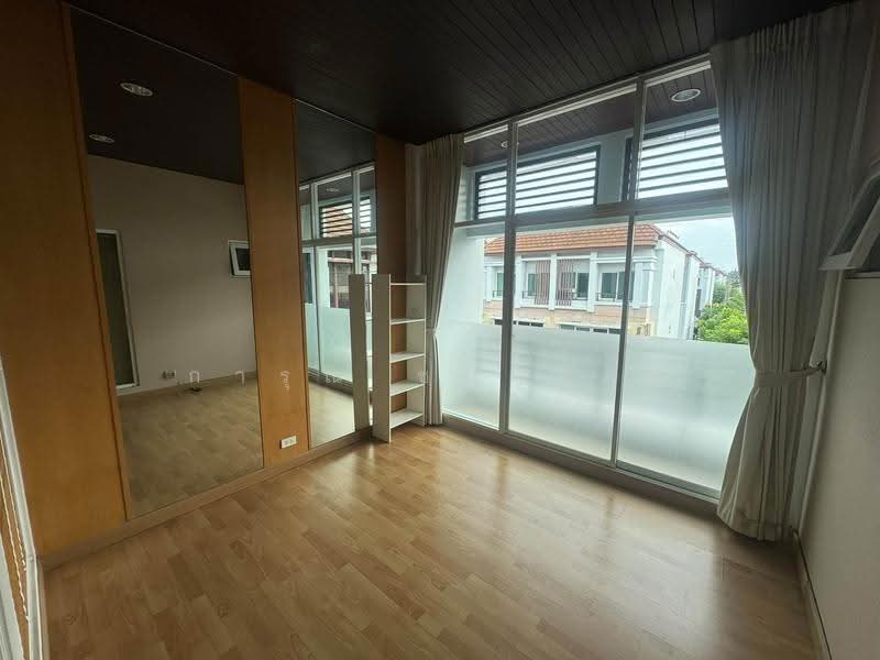 Baan Klang Muang Urbanion Rama 9-Ladprao, Bangkok, Soi Ladprao 84, Ladprao Road, Wang Thonglang, Bangkok, 3 Bedrooms, 100 sqm, Townhouse For Rent, by การุณ ชมภูบุตร, 500647361 - DDproperty.com