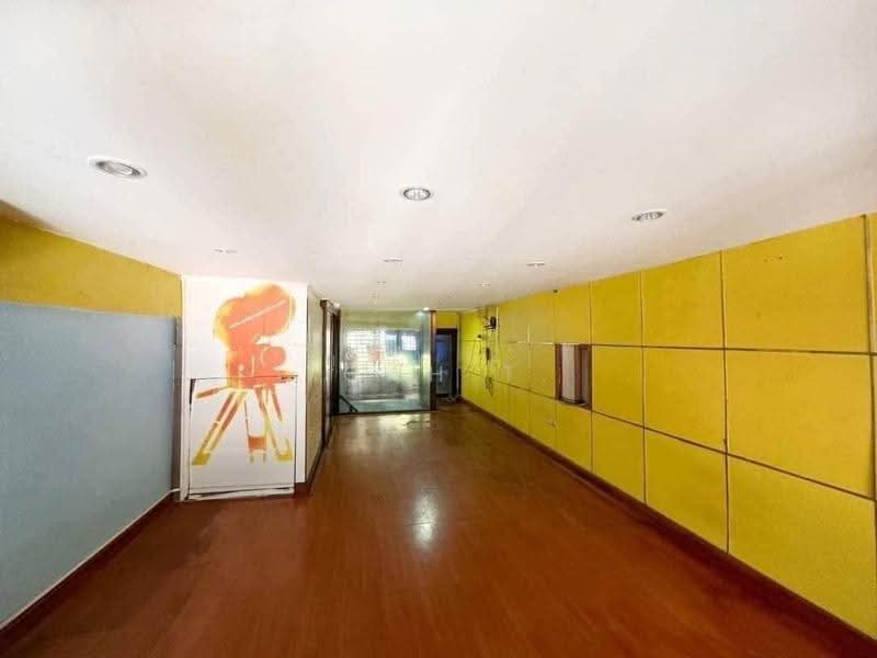 อาคารให้เช่า สีลม สาทร : Buildings for rent in Silom and Sathon, Bangkok, นราธิวาส, Thung Wat Don, Sathon, Bangkok, , 200 sqm, Shophouse For Rent, by TOAH T., 500647379 - DDproperty.com