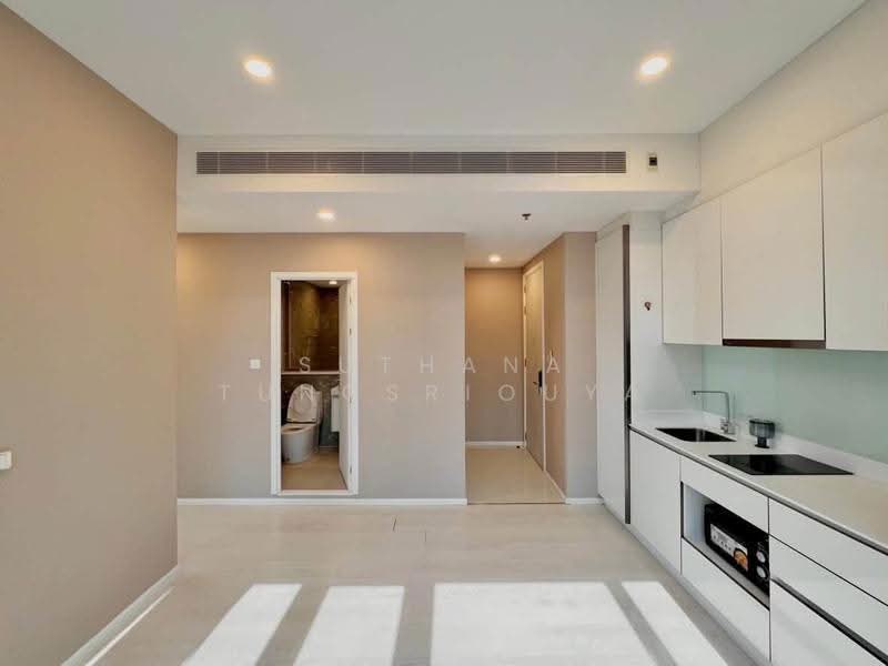 Mazarine Ratchayothin, Bangkok, Soi Phahonyothin 30, Phahonyothin Road, Chan Kasem, Chatuchak, Bangkok, 2 Bedrooms, 40 sqm, Condo For Sale, by Suthana Tungsriouya, 500647393 - DDproperty.com