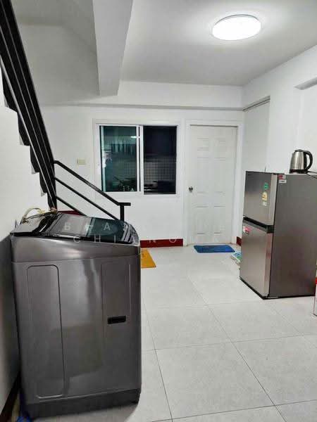 Townhome for rent near Rajamangala University of Technology Lanna,Rental Price30,000THB/monthNo2H117, Chiang Mai, Chang Phuak, Muang Chiang Mai, Chiang Mai, 3 Bedrooms, 120 sqm, Townhouse For Rent, by Baandeedee Chiangmai, 500647421 - DDproperty.com