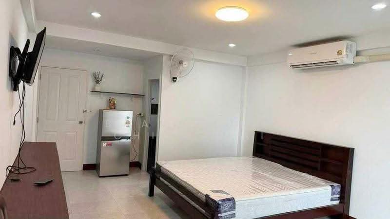 Townhome for rent near Rajamangala University of Technology Lanna,Rental Price30,000THB/monthNo2H117, Chiang Mai, Chang Phuak, Muang Chiang Mai, Chiang Mai, 3 Bedrooms, 120 sqm, Townhouse For Rent, by Baandeedee Chiangmai, 500647421 - DDproperty.com