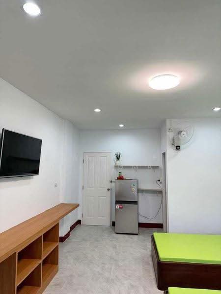 Townhome for rent near Rajamangala University of Technology Lanna,Rental Price30,000THB/monthNo2H117, Chiang Mai, Chang Phuak, Muang Chiang Mai, Chiang Mai, 3 Bedrooms, 120 sqm, Townhouse For Rent, by Baandeedee Chiangmai, 500647421 - DDproperty.com