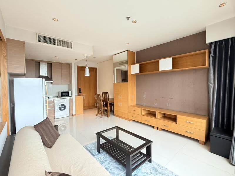 The Emporio Place, Bangkok, 93 Soi Sukhumvit 24, Sukhumvit Road, Khong Tan, Khlong Toei, Bangkok, 1 Bedroom, 47 sqm, Condo For Rent, by พัชรินทร์ พิศาลไพโรจน์, 500647440 - DDproperty.com