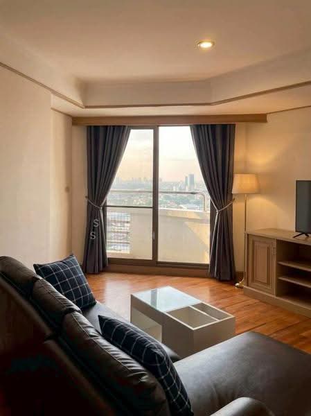 Floraville Condominium, Bangkok, 51 Pattanakarn, Suan Luang, Bangkok, 3 Bedrooms, 130 sqm, Condo For Rent, by Sunitra Sachdev, 500647464 - DDproperty.com