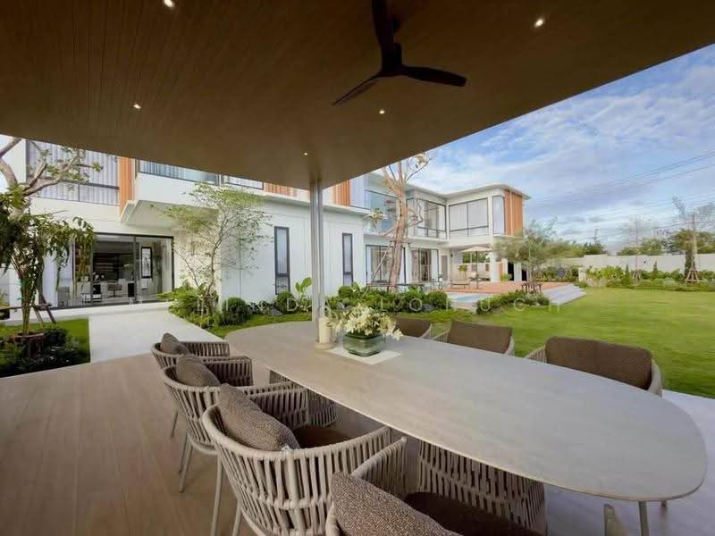 5-BR House, Chon Buri (Pattaya), Poong, Bang Lamung (Pattaya), Chon Buri (Pattaya), 5 Bedrooms, 1,200 sqm, Single Detached House For Sale, by Melinda Lonuch, 500647532 - DDproperty.com