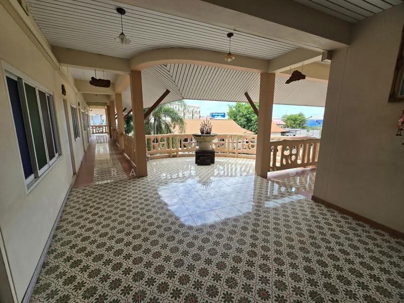 ที่ดินพร้อมอาคารสำหรับทำอพาร์ทเมนท์ 45 ห้อง เนื้อที่กว่า 2 ไร่ ทำเลบ้านคลอง–แยกวุ่นวาย พิษณุโลก, พิษณุโลก, บ้านคลอง, เมืองพิษณุโลก, พิษณุโลก, 784 ตร.ม., กิจการ ขาย, โดย ERA Thailand, 500647559 - DDproperty.com
