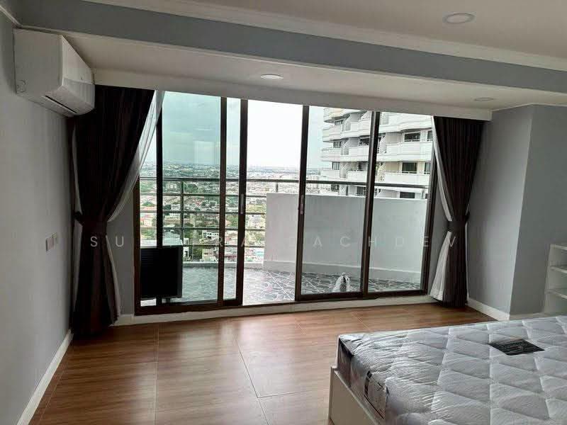 Floraville Condominium, Bangkok, 51 Pattanakarn, Suan Luang, Bangkok, 3 Bedrooms, 145 sqm, Condo For Rent, by Sunitra Sachdev, 500647616 - DDproperty.com