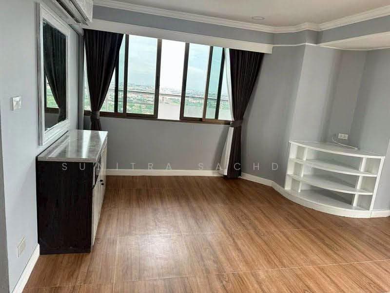 Floraville Condominium, Bangkok, 51 Pattanakarn, Suan Luang, Bangkok, 3 Bedrooms, 145 sqm, Condo For Rent, by Sunitra Sachdev, 500647616 - DDproperty.com