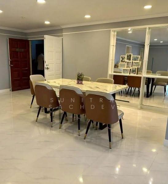 Floraville Condominium, Bangkok, 51 Pattanakarn, Suan Luang, Bangkok, 3 Bedrooms, 145 sqm, Condo For Rent, by Sunitra Sachdev, 500647616 - DDproperty.com