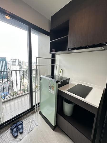 NUE Noble Ratchada-Lat Phrao, Bangkok, Lat Phrao Road, Chan Kasem, Chatuchak, Bangkok, 1 Bedroom, 30 sqm, Condo For Rent, by Kang-Kang Klangnok, 500647630 - DDproperty.com