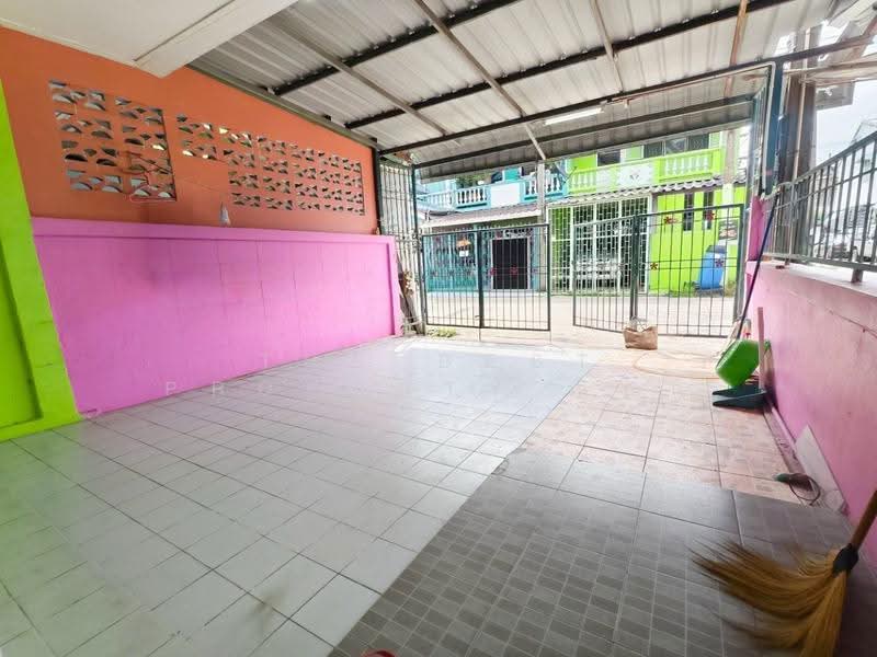 อิ่มอัมพร9 กระทุ่มแบน, Samut Sakhon, Om Noi, Krathum Baen, Samut Sakhon, 3 Bedrooms, 150 sqm, Townhouse For Sale, by The Best Property แอน, 500647634 - DDproperty.com