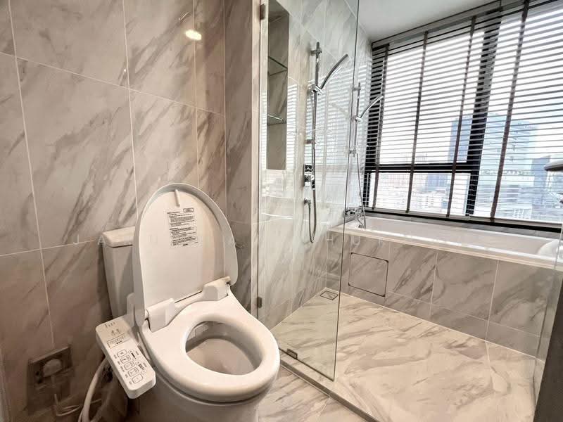 Coco Parc, Bangkok, 1150 Rama 4 Road, Khlong Toei, Bangkok, 1 Bedroom, 37 sqm, Condo For Rent, by Jaruphat Phukham, 500647635 - DDproperty.com