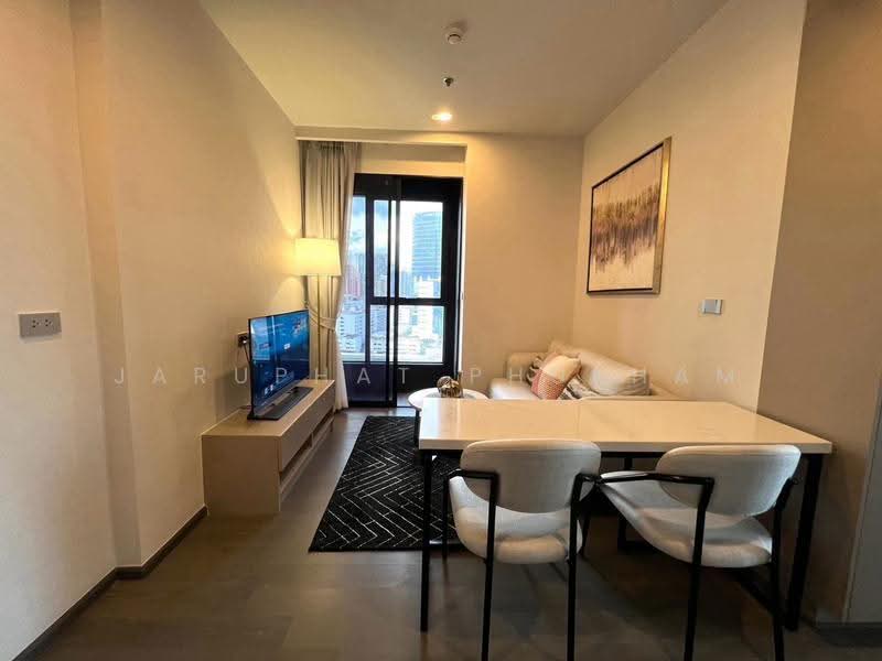 Coco Parc, Bangkok, 1150 Rama 4 Road, Khlong Toei, Bangkok, 1 Bedroom, 37 sqm, Condo For Rent, by Jaruphat Phukham, 500647635 - DDproperty.com