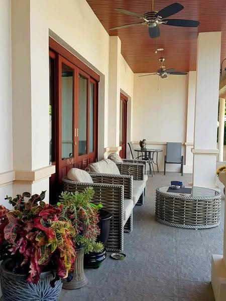 4-BR House, Prachuap Khiri Khan, Hua Hin, Prachuap Khiri Khan, 4 Bedrooms, 380 sqm, Single Detached House For Sale, by Melinda Lonuch, 500647656 - DDproperty.com