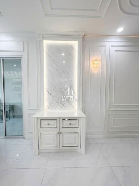 The City Pinklao, Bangkok, Khwaeng Sala, Sala Thammasop, Thawi Watthana, Bangkok, 4 Bedrooms, 500 sqm, Single Detached House For Sale, by Eastblue Horizon, 500647683 - DDproperty.com