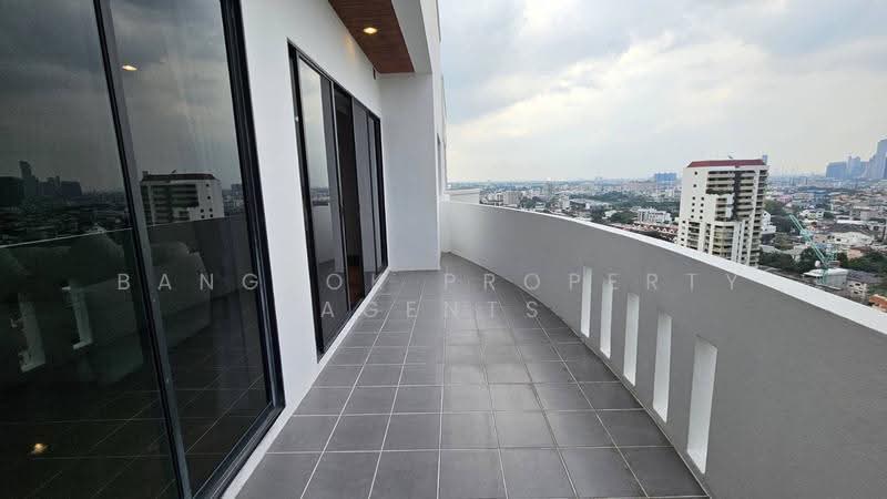 Royal Kensington Mansion, Bangkok, 5/2 Soi Ekkamai 10, Khlong Tan Nua, Watthana, Bangkok, 4 Bedrooms, 380 sqm, Condo For Rent, by BANGKOK PROPERTY AGENTS, 500647685 - DDproperty.com