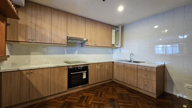 Royal Kensington Mansion, Bangkok, 5/2 Soi Ekkamai 10, Khlong Tan Nua, Watthana, Bangkok, 4 Bedrooms, 380 sqm, Condo For Rent, by BANGKOK PROPERTY AGENTS, 500647685 - DDproperty.com