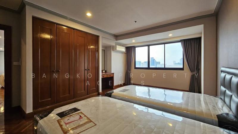 Royal Kensington Mansion, Bangkok, 5/2 Soi Ekkamai 10, Khlong Tan Nua, Watthana, Bangkok, 4 Bedrooms, 380 sqm, Condo For Rent, by BANGKOK PROPERTY AGENTS, 500647685 - DDproperty.com