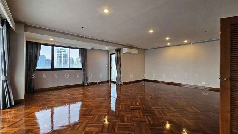 Royal Kensington Mansion, Bangkok, 5/2 Soi Ekkamai 10, Khlong Tan Nua, Watthana, Bangkok, 4 Bedrooms, 380 sqm, Condo For Rent, by BANGKOK PROPERTY AGENTS, 500647685 - DDproperty.com