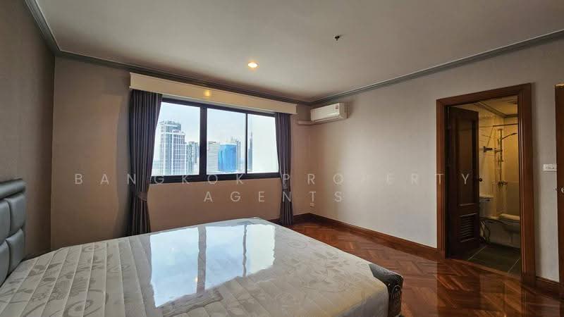 Royal Kensington Mansion, Bangkok, 5/2 Soi Ekkamai 10, Khlong Tan Nua, Watthana, Bangkok, 4 Bedrooms, 380 sqm, Condo For Rent, by BANGKOK PROPERTY AGENTS, 500647685 - DDproperty.com
