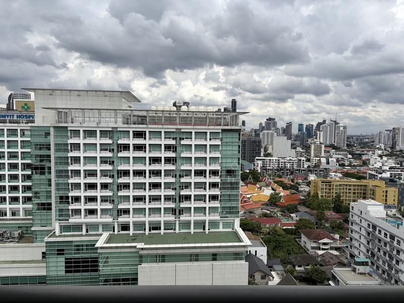 The Lofts Ekkamai, Bangkok, 1415 Sukhumvit Road, Phra Kanong Nua, Watthana, Bangkok, 1 Bedroom, 47 sqm, Condo For Sale, by Wannakorn Pluengchana, 500647715 - DDproperty.com