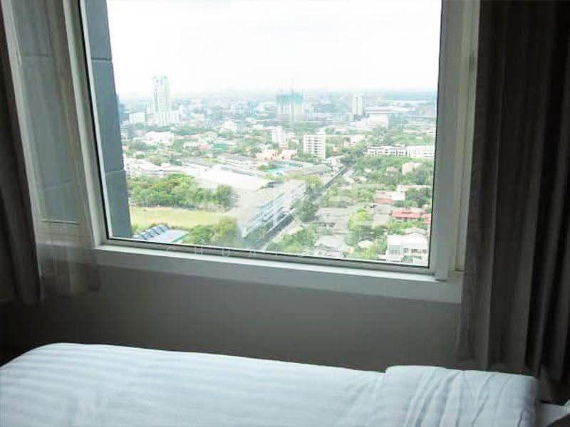 Siri At Sukhumvit, Bangkok, 902 Sukhumvit Road, Phra Kanong, Khlong Toei, Bangkok, 2 Bedrooms, 70 sqm, Condo For Rent, by Kittinee Chuaichat, 500647739 - DDproperty.com