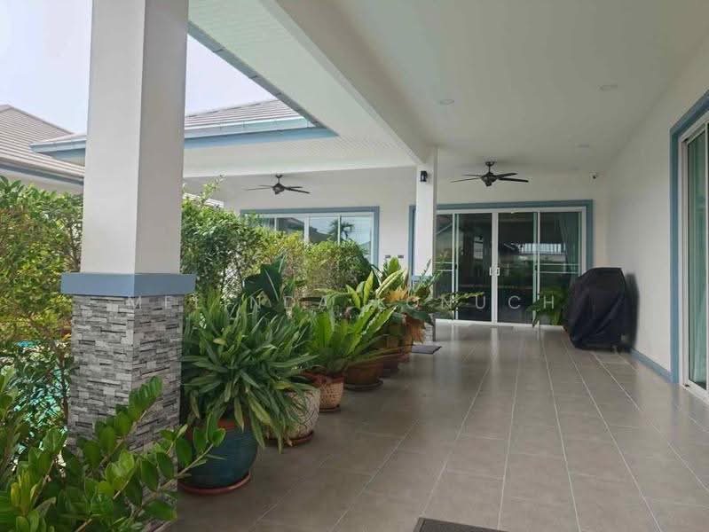 3-BR House, Prachuap Khiri Khan, Nong Kae, Hua Hin, Prachuap Khiri Khan, 3 Bedrooms, 212 sqm, Single Detached House For Sale, by Melinda Lonuch, 500647769 - DDproperty.com