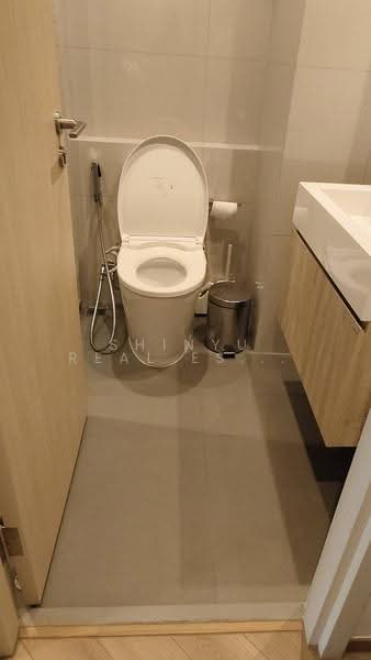 Maru Ekkamai 2, Bangkok, 70-5 Sukhumvit 63 Road, Phra Kanong Nua, Watthana, Bangkok, 1 Bedroom, 41 sqm, Condo For Rent, by Shinyu Real Estate, 500647790 - DDproperty.com