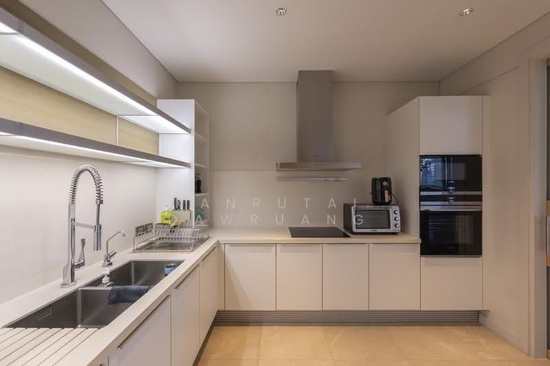 Sindhorn Residence : สินธร เรสซิเดนซ์ หลังสวน, กรุงเทพ, 54 ซอยต้นสน, ลุมพินี, ปทุมวัน, กรุงเทพ, 200 ตร.ม., คอนโด ให้เช่า, โดย Kanrutai Dawruang, 500647791 - DDproperty.com