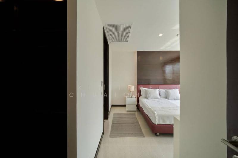 The Lofts Yennakart, Bangkok, 366 ์Soi Nang Linchi Yenakat Road, Chong Nonsi, Yan Nawa, Bangkok, 2 Bedrooms, 93 sqm, Condo For Sale, by Kittinee Chuaichat, 500647796 - DDproperty.com