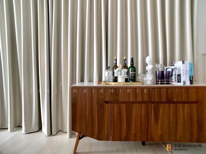 Life One Wireless, Bangkok, 1 Wireless Road, Lumphini, Pathum Wan, Bangkok, 2 Bedrooms, 64 sqm, Condo For Rent, by Ponchanit Sirichaikhirikoson, 500647867 - DDproperty.com