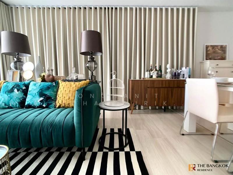 Life One Wireless, Bangkok, 1 Wireless Road, Lumphini, Pathum Wan, Bangkok, 2 Bedrooms, 64 sqm, Condo For Rent, by Ponchanit Sirichaikhirikoson, 500647867 - DDproperty.com