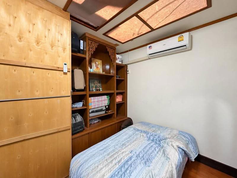 Suetrong Rattanathibet Village, Nonthaburi, Soi Moo Baan Suetrong Rattanathibet 2 2, Sai Ma, Muang Nonthaburi, Nonthaburi, 4 Bedrooms, 160 sqm, Townhouse For Sale, by กรกฤตย์ บุญสระ, 500647895 - DDproperty.com