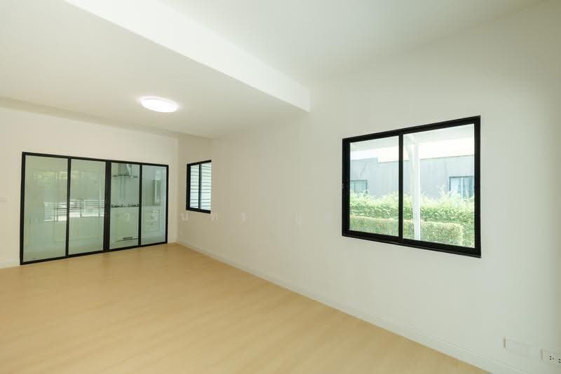 The Connect Suanluang-Onnut, Bangkok, Soi 67, Chalerm Phrakiat Rama 9 Road, Prawet, Bangkok, 3 Bedrooms, 98 sqm, Townhouse For Sale, by วรินทร กูลจีรัง, 500647916 - DDproperty.com
