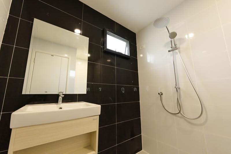 The Connect Suanluang-Onnut, Bangkok, Soi 67, Chalerm Phrakiat Rama 9 Road, Prawet, Bangkok, 3 Bedrooms, 98 sqm, Townhouse For Sale, by วรินทร กูลจีรัง, 500647916 - DDproperty.com