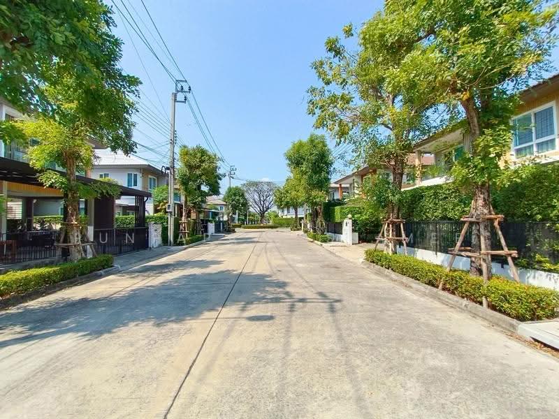 Mantana Lake Watcharapol, Bangkok, Sukhaphiban 5 Road, O-Ngoen, Sai Mai, Bangkok, 3 Bedrooms, 165 sqm, Single Detached House For Sale, by Punpapa Rassamee, 500647917 - DDproperty.com