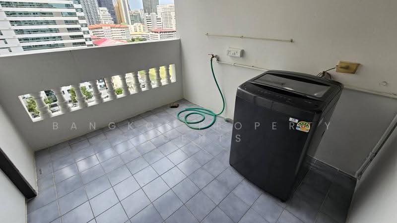 Sriratana Mansion 2, Bangkok, 59 Soi Sukhumvit 23, Khlongtoei Nua, Watthana, Bangkok, 3 Bedrooms, 250 sqm, Condo For Rent, by BANGKOK PROPERTY AGENTS, 500647919 - DDproperty.com