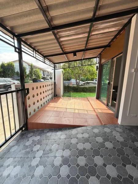 บ้านพฤกษา ไพร์ม ศรีนครินทร์ - บางนา, สมุทรปราการ, เทพารักษ์, เมืองสมุทรปราการ, สมุทรปราการ, 112 ตร.ม., ทาวน์เฮ้าส์ ขาย, โดย Connex Property, 500647920 - DDproperty.com