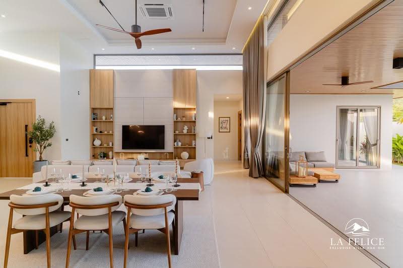 La Felice Villa Hua Hin, Prachuap Khiri Khan, Soi Hua Na 21, Thap Tai, Hua Hin, Prachuap Khiri Khan, 3 Bedrooms, 350 sqm, Single Detached House For Sale, by สกุณา เนื้อนิ่ม, 500647924 - DDproperty.com