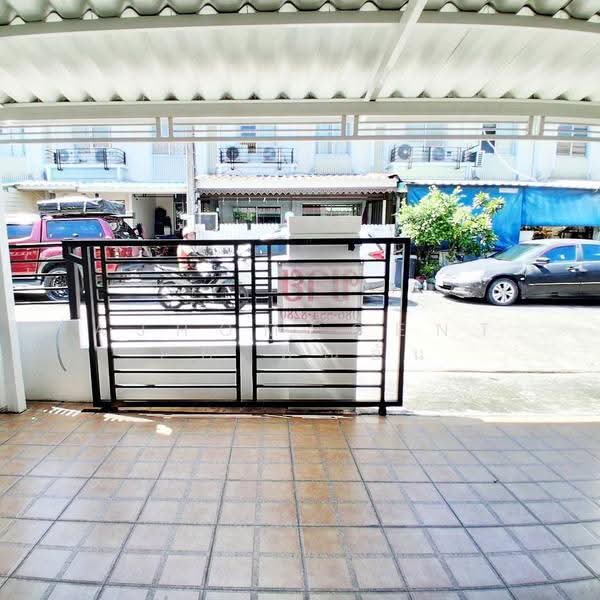 Pruksa Town Sukhumvit-Theparak, Samut Prakan, Pradit Samosorn Road, Thepharak, Muang Samut Prakarn, Samut Prakan, 3 Bedrooms, 126 sqm, Townhouse For Sale, by AJHOMECENTER-คุณอั๋น, 500647929 - DDproperty.com