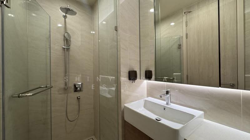 Noble Form Thonglor, Bangkok, Sukhumvit 55, Khlong Tan Nua, Watthana, Bangkok, 1 Bedroom, 33 sqm, Condo For Rent, by Shinyu Real Estate, 500647989 - DDproperty.com