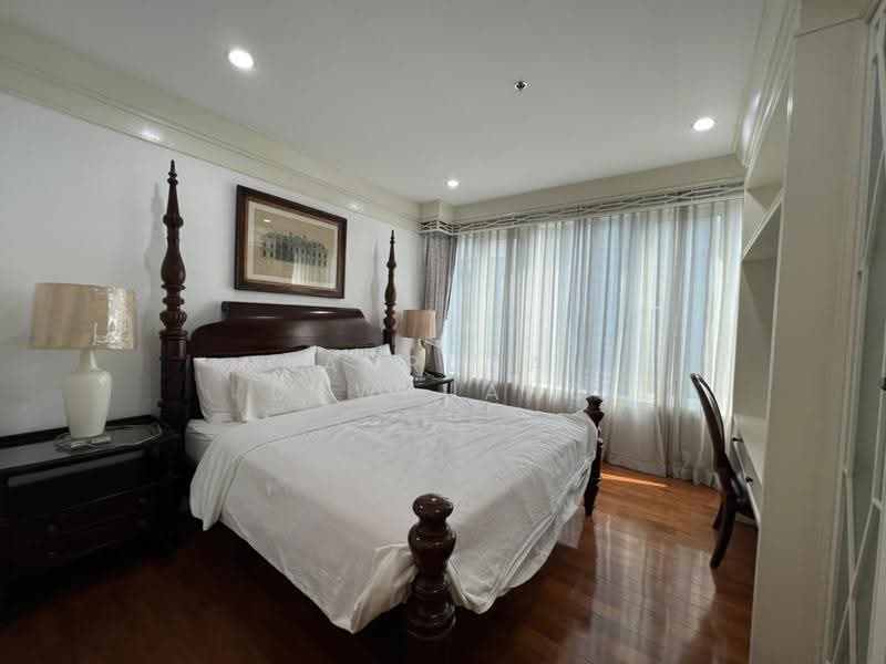 Baan Siri 24, Bangkok, 39 Sukhumvit 24 Alley, Khong Tan, Khlong Toei, Bangkok, 4 Bedrooms, 271 sqm, Condo For Rent, by Kanrutai Dawruang, 500648003 - DDproperty.com