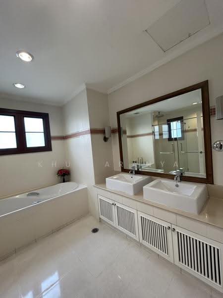 Narasiri Pattanakarn-Srinakarin, Bangkok, 878 Soi Srinakarin 20, Khlong Chan, Bang Kapi, Bangkok, 4 Bedrooms, 480 sqm, Single Detached House For Rent, by Khun Aranya, 500648100 - DDproperty.com