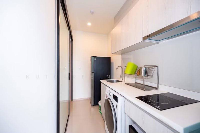 Life Asoke, Bangkok, Asoke-Dindang Road, Bang Kapi, Huai Khwang, Bangkok, 1 Bedroom, 30 sqm, Condo For Rent, by Nutnaree Nakkaew, 500648109 - DDproperty.com