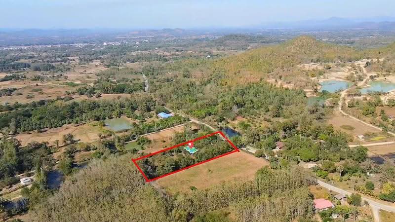 Land for sale in Chiang Khan near Walking Street. near tourist attract, Loei, Chiang Khan, Loei, , 8,000 sqm, Land For Sale, by ID line jongtumsaroch, 500648153 - DDproperty.com