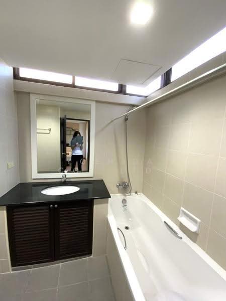 Supalai Place Sukhumvit 39, Bangkok, 175-179 Soi Sukhumvit 39 Sukhumvit Road, Khlong Tan Nua, Watthana, Bangkok, 2 Bedrooms, 122 sqm, Condo For Rent, by Yoshida Co., Ltd., 500648168 - DDproperty.com